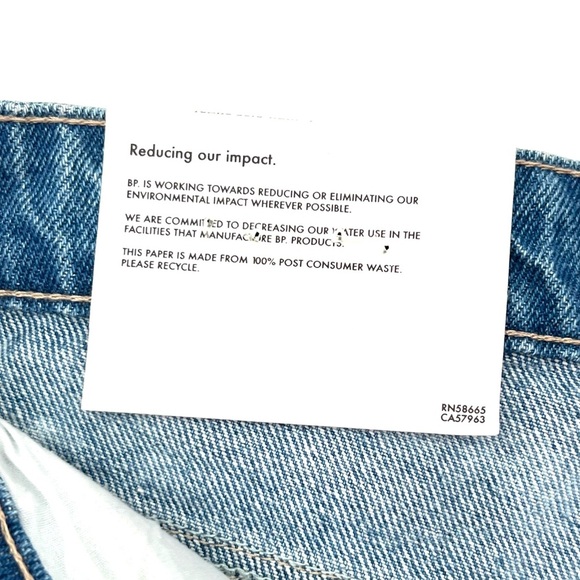 Nordstrom BP Denim Blue Bleached Washed Distressed Raw Hem Shorts Women’s 30 - Picture 9 of 10